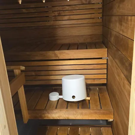 Linnankadunhelmi Apartmán Savonlinna
